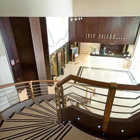 埃克奥维耶多中心酒店 酒店