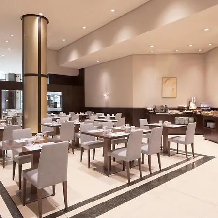 埃克奥维耶多中心酒店