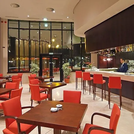 Hotel Exe Centro 4*