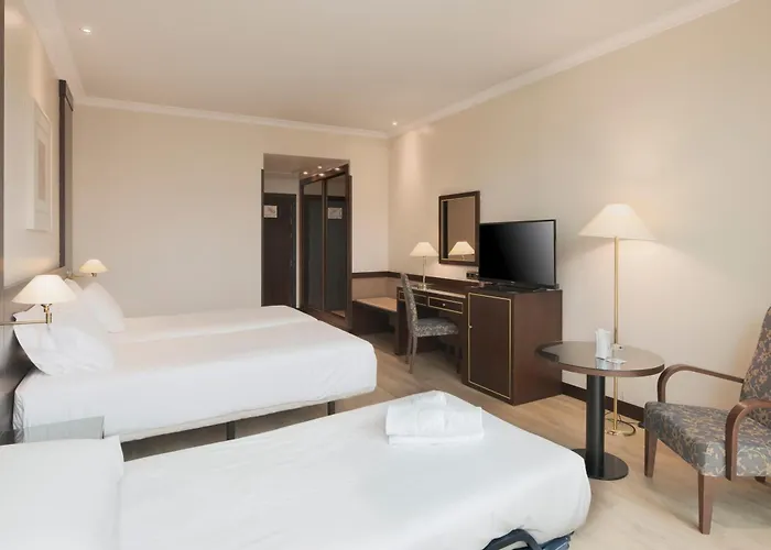 Exe Centro Hotel 4*