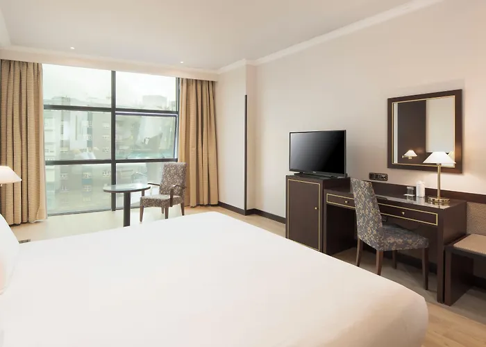 Exe Centro Hotel 4*